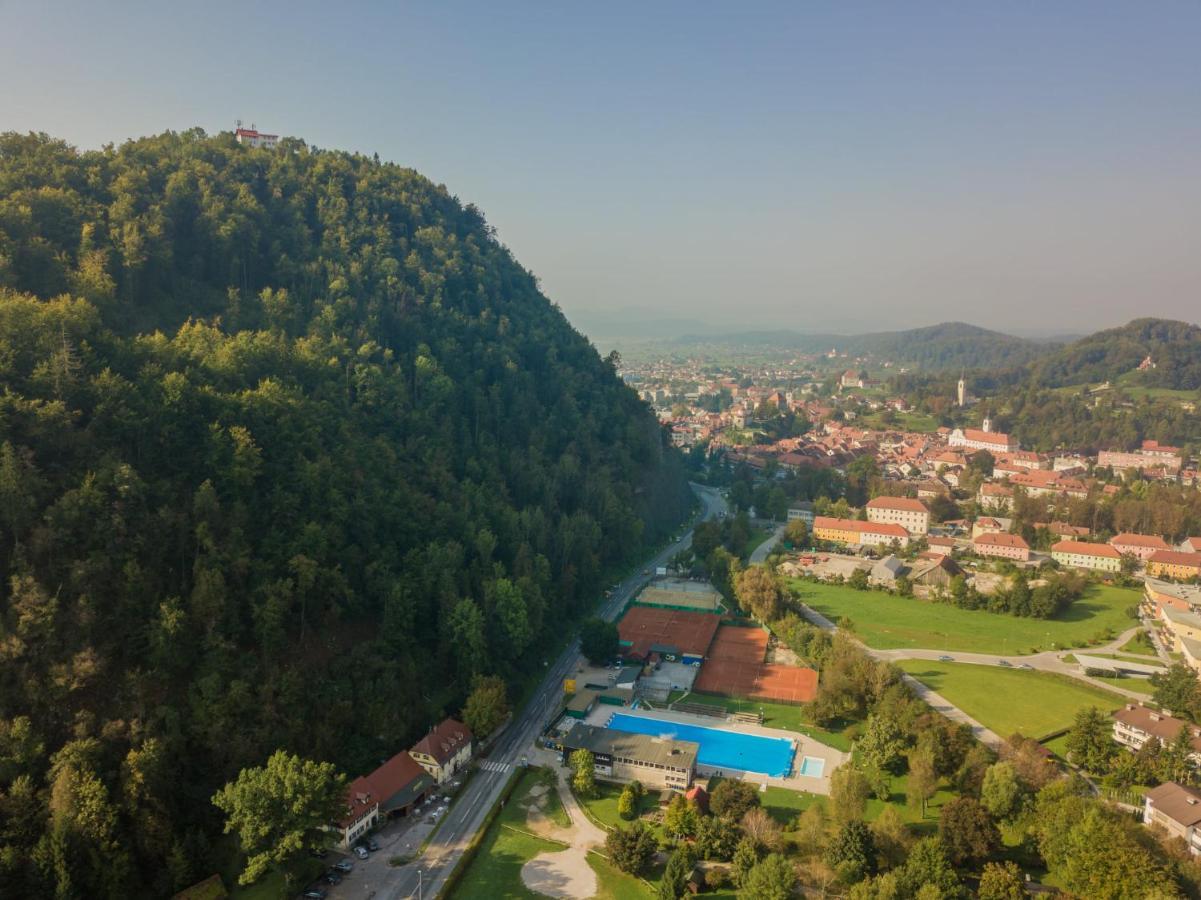 B&B Pod Skalo Kamnik Exterior foto