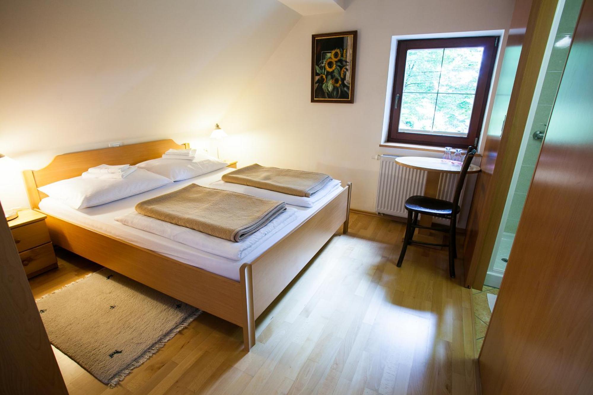 B&B Pod Skalo Kamnik Zimmer foto