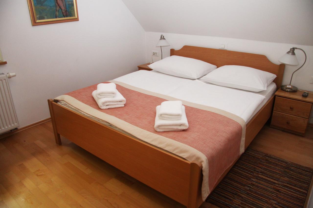 B&B Pod Skalo Kamnik Exterior foto